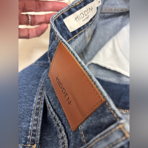 HIDDEN NWOT Logan Dad Jeans SZ 28 Wide Leg Fray Hem High-Rise Relaxed Fit Cotton - Picture 10 of 10